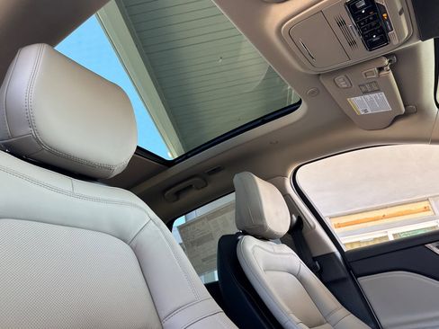 New 2026 Lincoln Corsair Grand Touring image 14