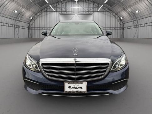 Used 2020 Mercedes-Benz E 350 4MATIC Sedan image 11