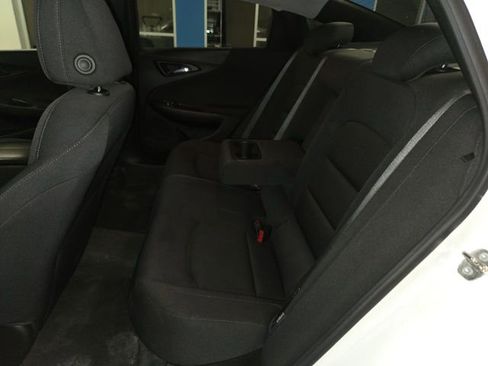 Used 2024 Chevrolet Malibu LT image 21