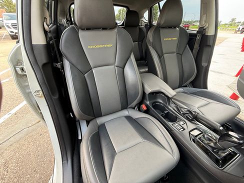 Used 2022 Subaru Crosstrek 2.5i Sport w/ Moonroof Package image 27