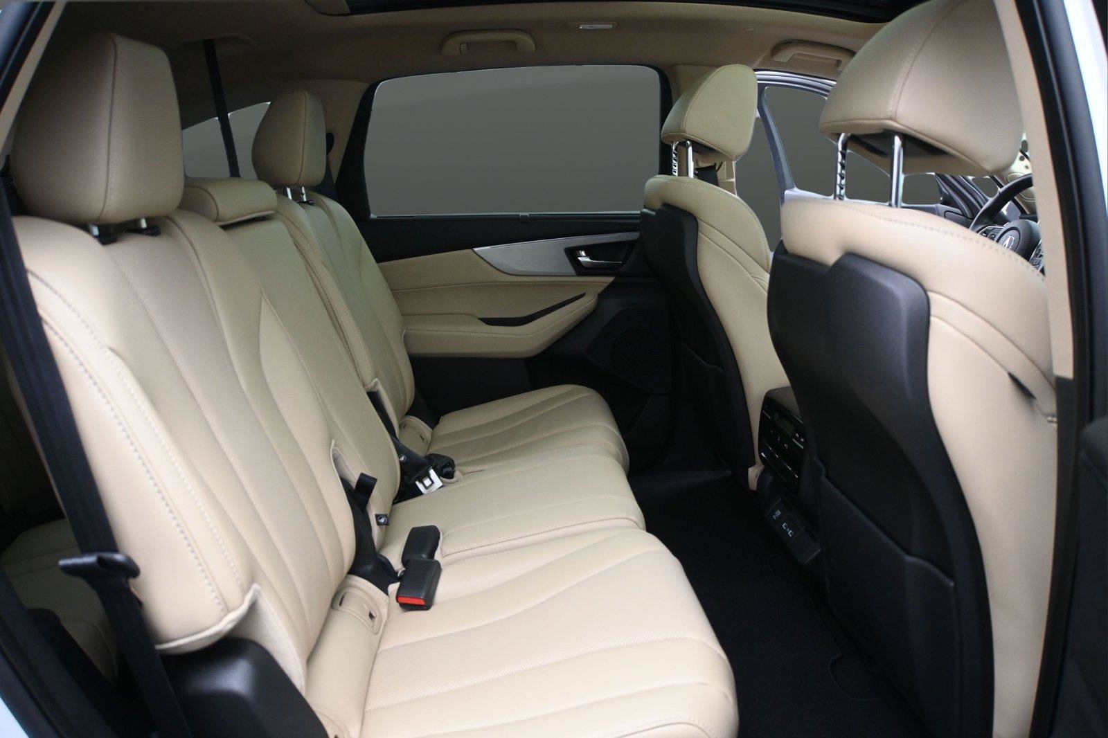 Used 2024 Acura MDX w/ Technology Package AWD/4WD image 23