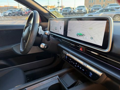 Used 2023 Hyundai Ioniq 6 SEL image 14