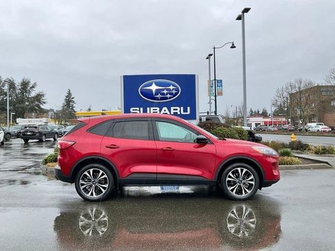 Used 2022 Ford Escape SEL w/ SEL Stealth AWD Package image 9