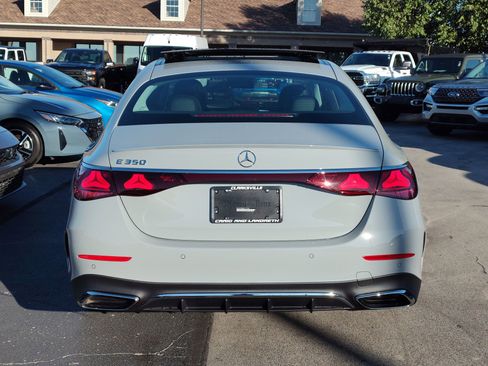 Used 2025 Mercedes-Benz E 350 Sedan image 29
