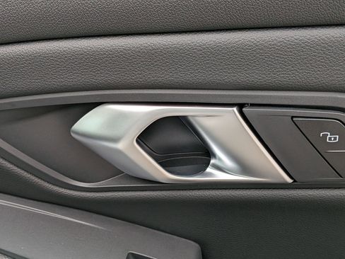 New 2026 BMW 330i xDrive Sedan w/ M Sport Package image 35