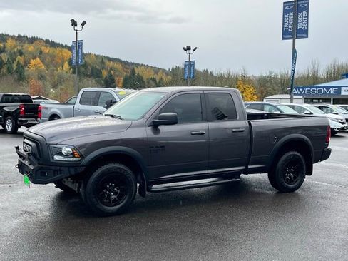 Used 2022 RAM 1500 Classic Warlock w/ Technology Package I image 2