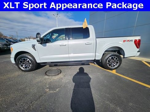 Certified 2022 Ford F150 XLT w/ Equipment Group 302A High image 4