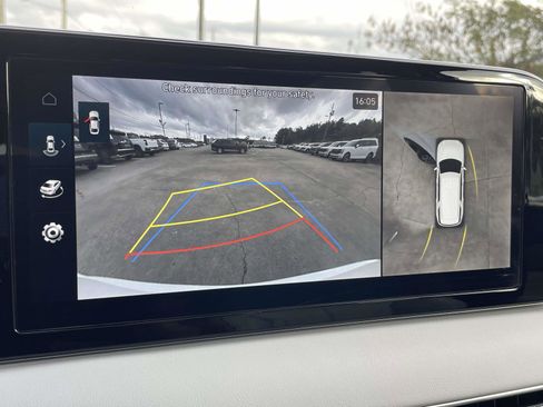 Certified 2025 Hyundai Palisade SEL image 22