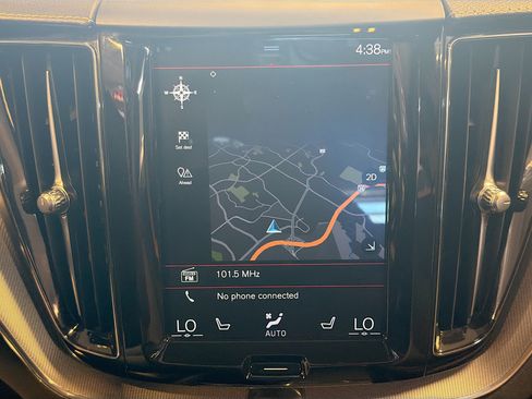 Used 2020 Volvo XC60 T8 Polestar image 22