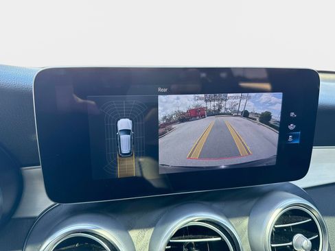 Used 2022 Mercedes-Benz GLC 300 image 26