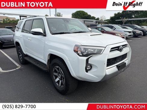 Used 2024 Toyota 4Runner TRD Off-Road Premium image 1