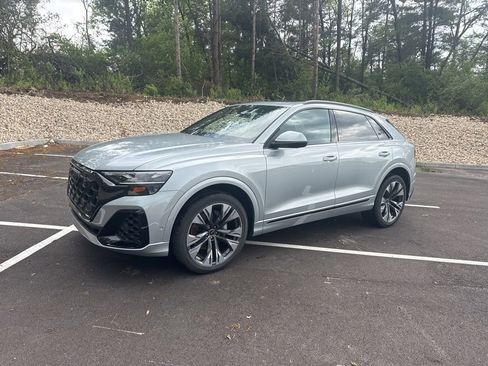 Used 2025 Audi Q8 Premium Plus AWD/4WD image 1
