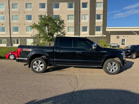 Used 2018 Ford F150 Platinum w/ Equipment Group 701A Luxury AWD/4WD image 13