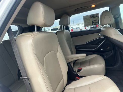 Used 2019 Hyundai Santa Fe XL image 25