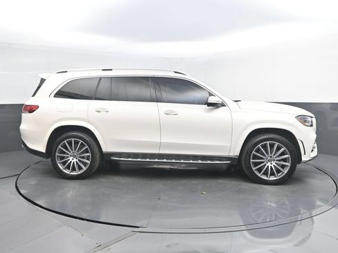 Used 2022 Mercedes-Benz GLS 450 4MATIC image 8