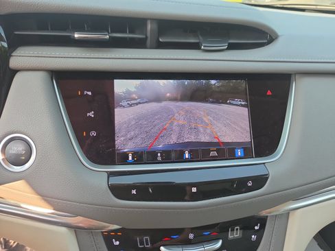 Used 2021 Cadillac XT5 Premium Luxury FWD image 20