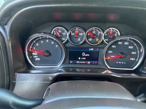 Used 2020 Chevrolet Silverado 1500 LT AWD/4WD image 11