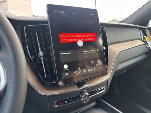 New 2026 Volvo XC60 B5 Plus w/ Protection Package Premier image 15