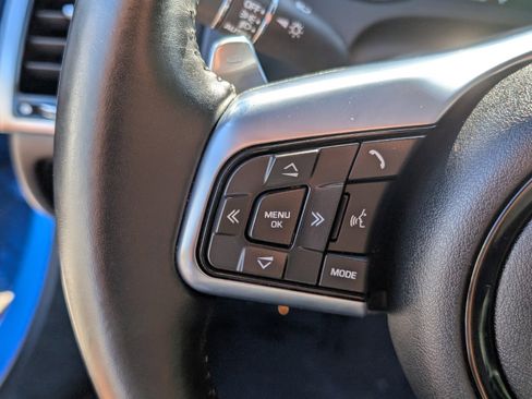 Used 2020 Jaguar F-TYPE Convertible image 30