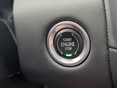 Used 2023 GMC Yukon Denali Ultimate AWD/4WD image 19