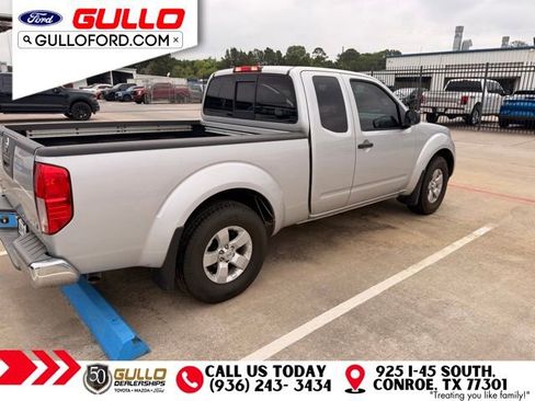 Used 2012 Nissan Frontier SV w/ SV Premium Utility Pkg RWD image 3