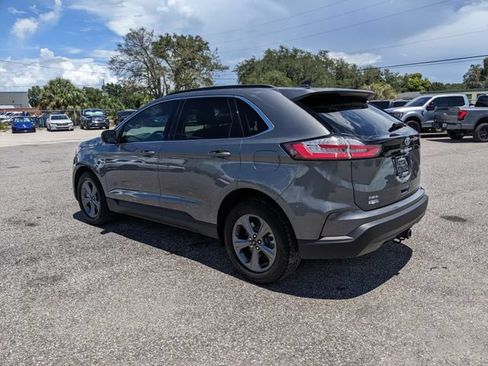 Used 2022 Ford Edge SEL w/ Sport Appearance Package AWD/4WD image 6