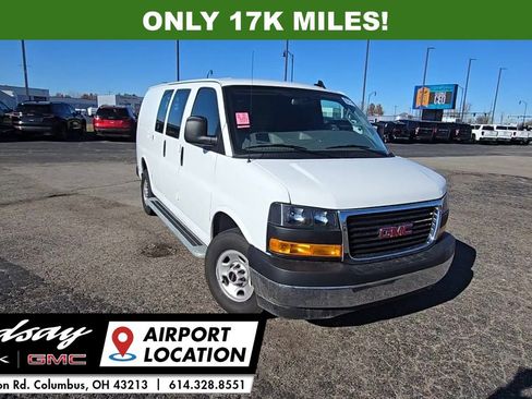 Used 2024 GMC Savana 2500 w/ Driver Convenience Package image 3
