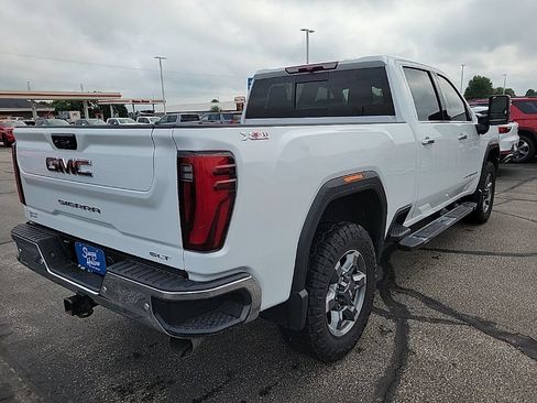 Used 2025 GMC Sierra 2500 SLT w/ SLT Premium Package AWD/4WD image 5