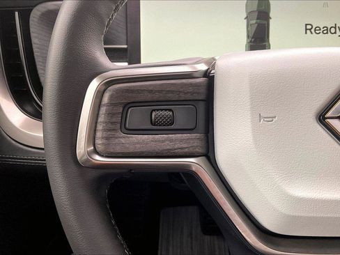 Used 2025 Rivian R1T Adventure image 20