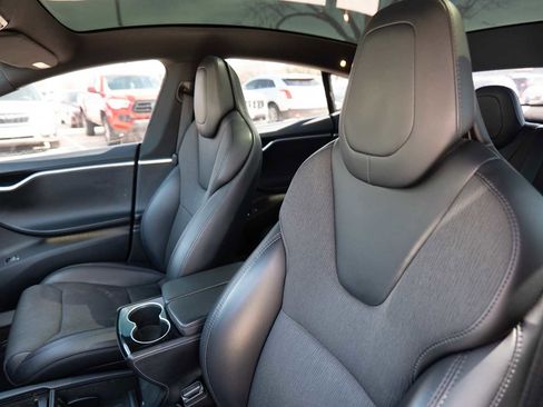 Used 2017 Tesla Model S 75 image 11
