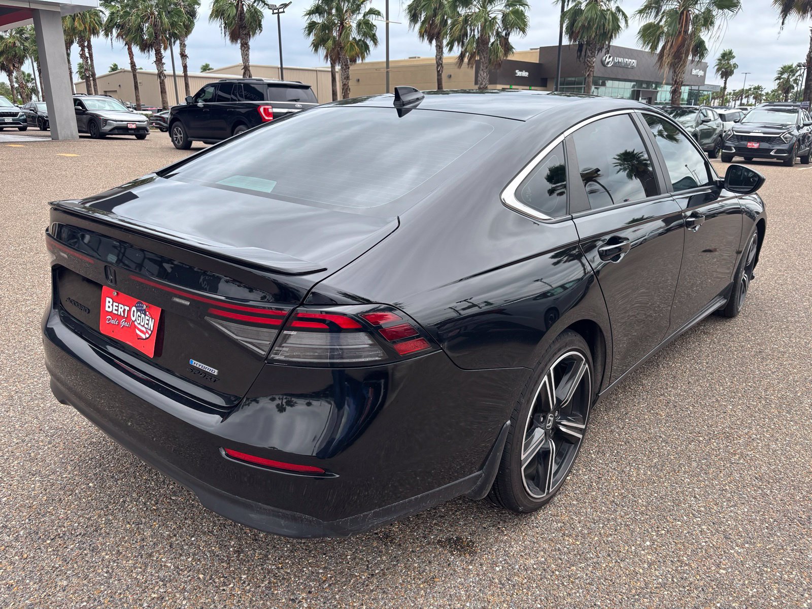 Used 2024 Honda Accord Sport image 6