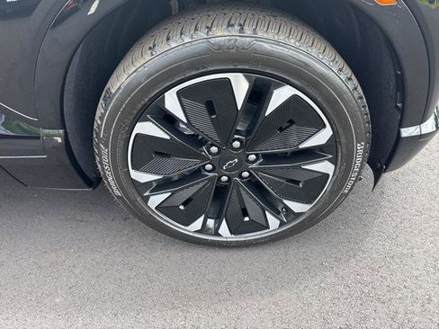 New 2025 Chevrolet Blazer EV RS image 30