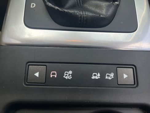 Used 2014 Land Rover LR2 AWD/4WD image 26