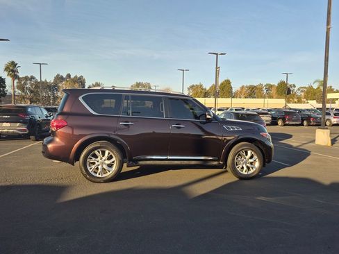 Used 2013 INFINITI QX56 Base w/ Theater Pkg image 8