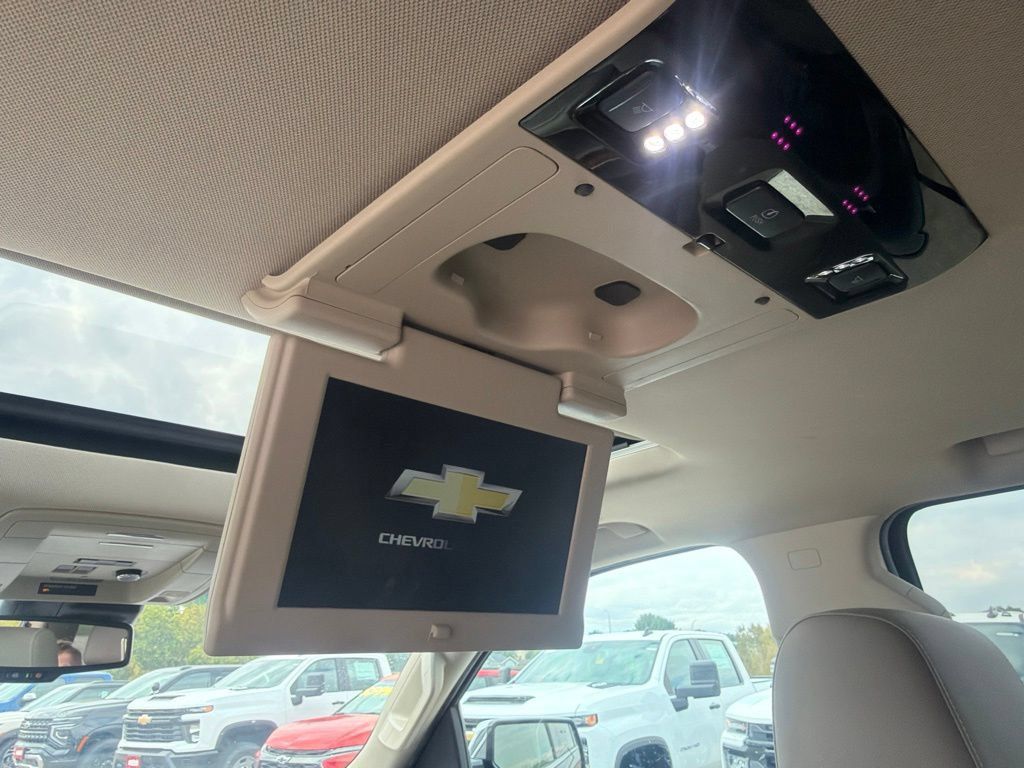 Certified 2019 Chevrolet Tahoe Premier AWD/4WD image 28