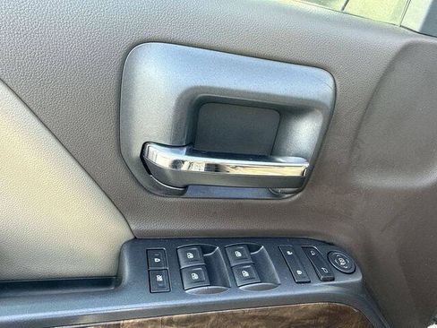 Used 2015 Chevrolet Silverado 1500 LT w/ Texas Edition, 1LT Trim AWD/4WD image 24