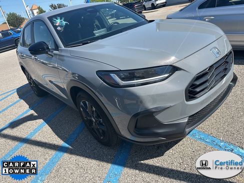 Used 2025 Honda HR-V Sport image 3
