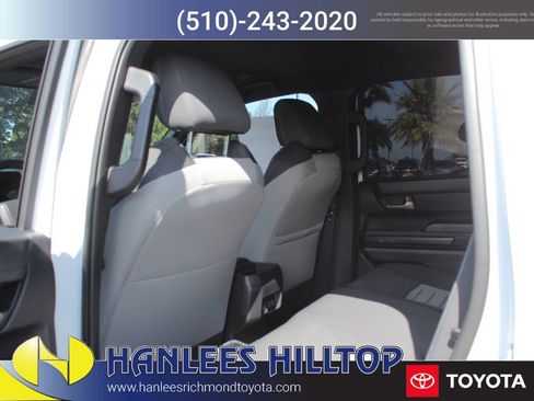 Used 2024 Toyota Tacoma TRD Sport image 14