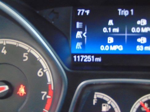 Used 2018 Ford Focus ST image 28