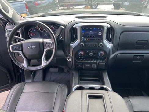 Used 2020 Chevrolet Silverado 1500 LT Trail Boss image 8