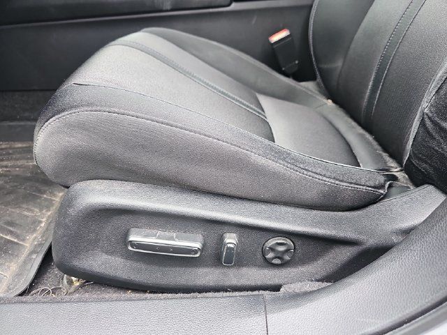 Used 2018 Honda Accord EX image 16