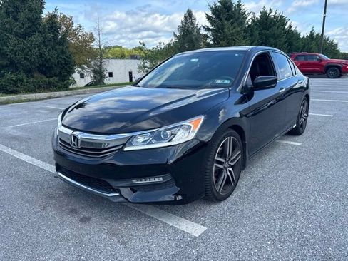 Used 2017 Honda Accord Sport image 1