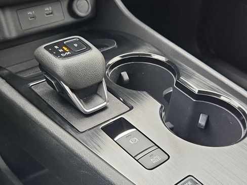 Used 2023 Nissan Rogue SV image 26