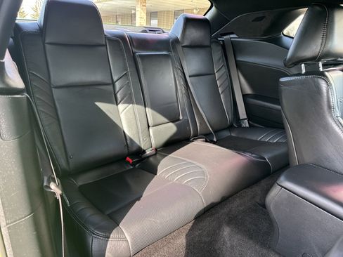 Used 2015 Dodge Challenger SRT Hellcat RWD image 26