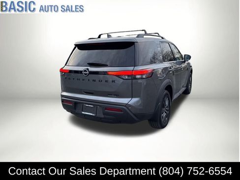 Used 2022 Nissan Pathfinder SV w/ SV Black Package image 7