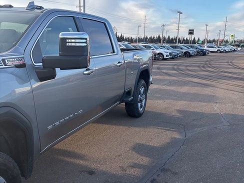 Used 2025 GMC Sierra 2500 SLT w/ SLT Convenience Package image 11