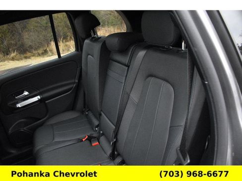 Used 2023 Mercedes-Benz GLB 250 250 4MATIC image 35