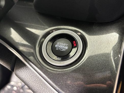 Used 2022 Jeep Grand Cherokee L Laredo RWD image 22