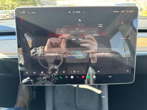 Used 2023 Tesla Model Y Long Range image 18