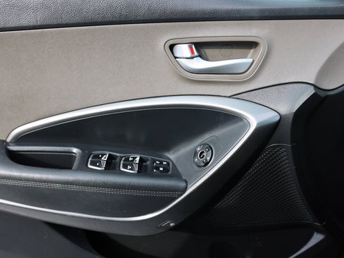 Used 2018 Hyundai Santa Fe Sport w/ 2.4L Value Package 02 image 34